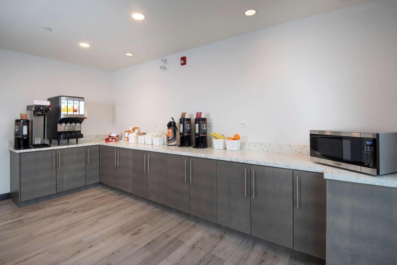 Comfort Inn & Suites Carleton Place المظهر الخارجي الصورة
